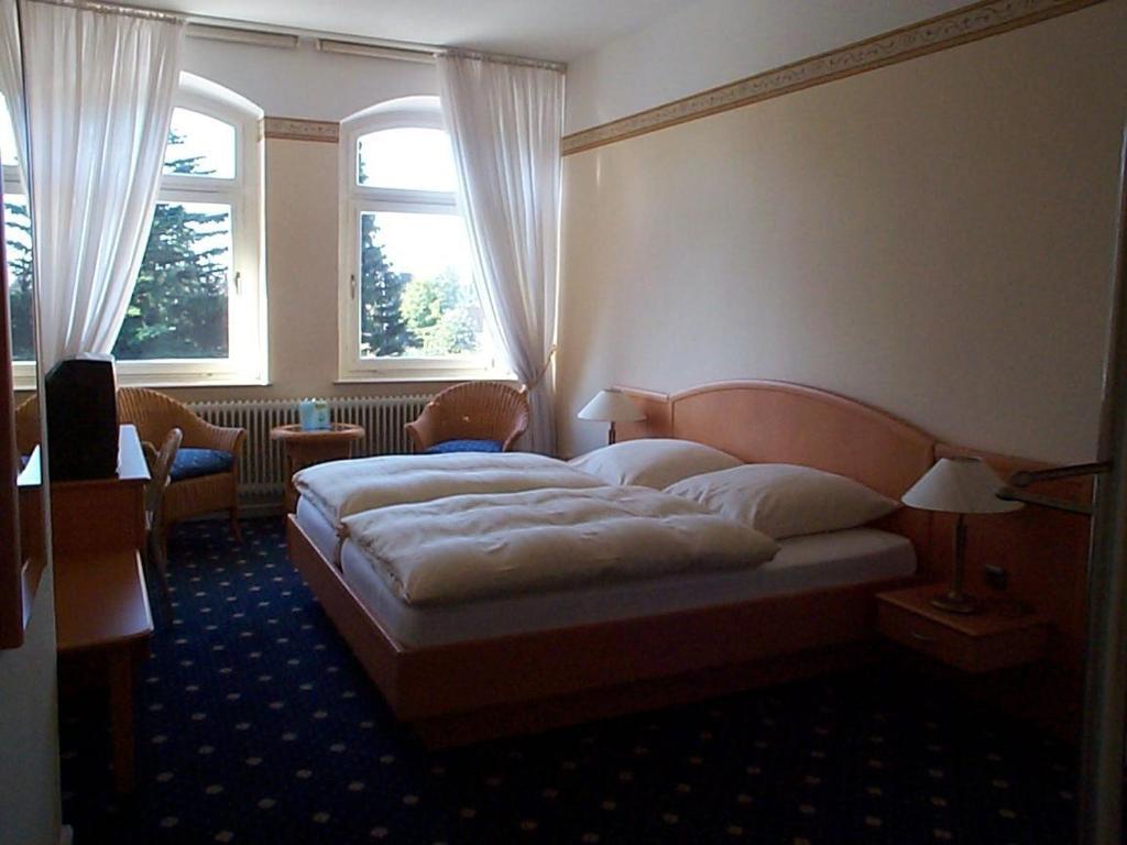 Hotel-Restaurant Pfeffermuehle Doerverden Room photo